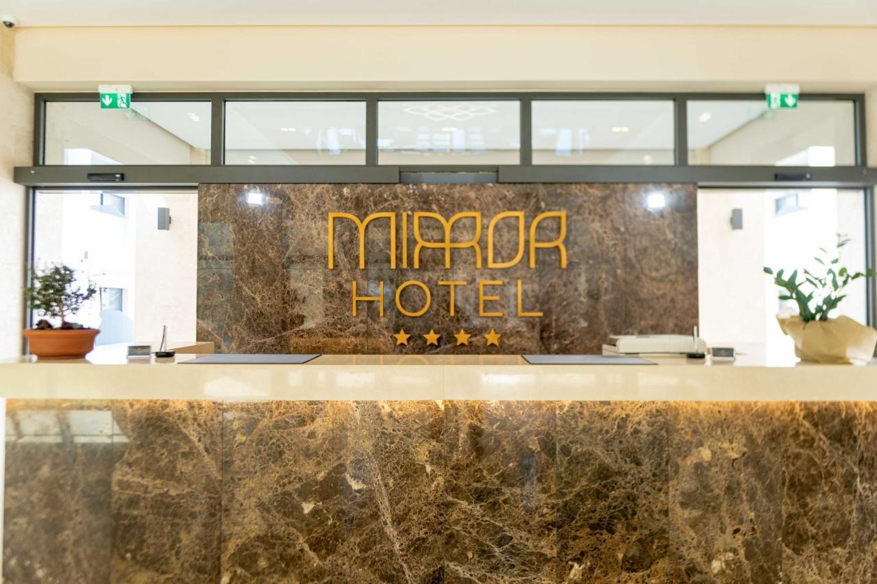 Mirror Hotel Polychrono Bagian luar foto